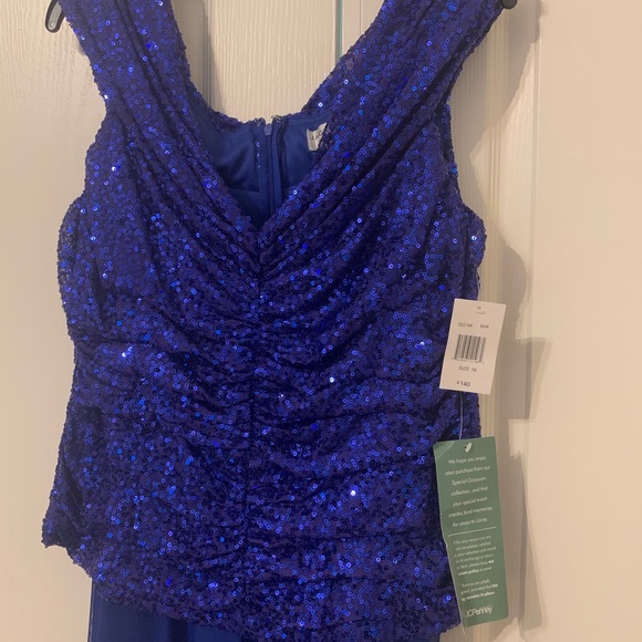 NWT Royal blue sequin gown size 16 - Picture 2 of 3